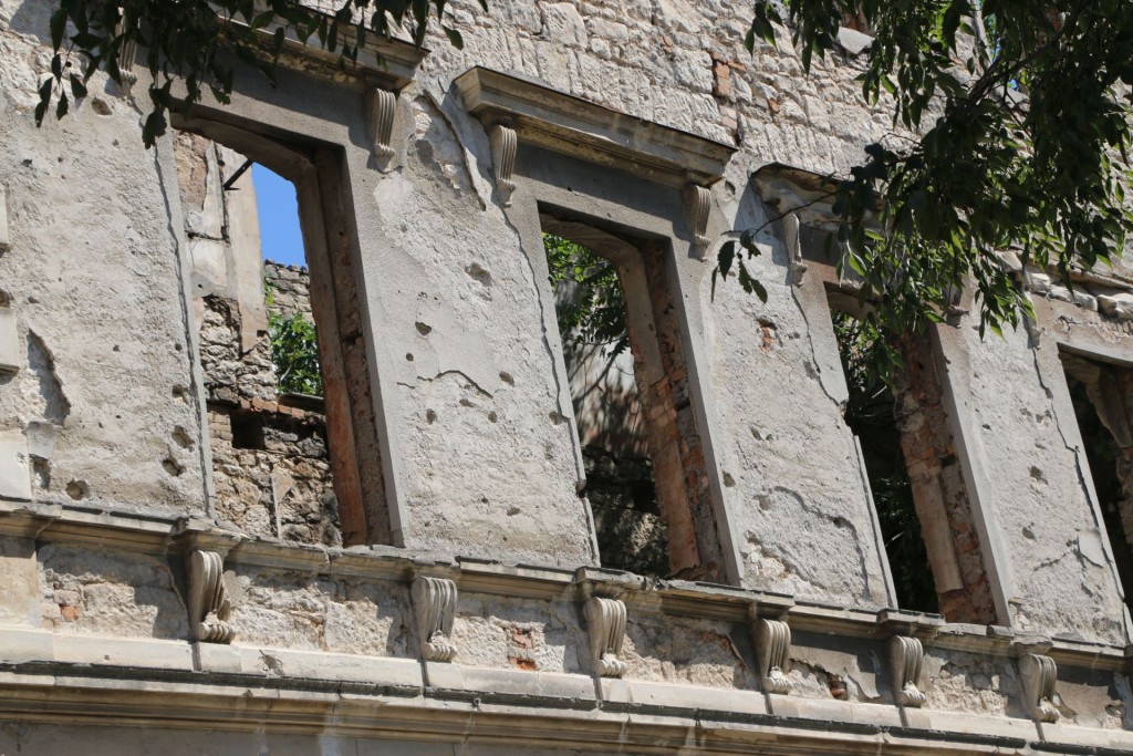 mostar3-ruins