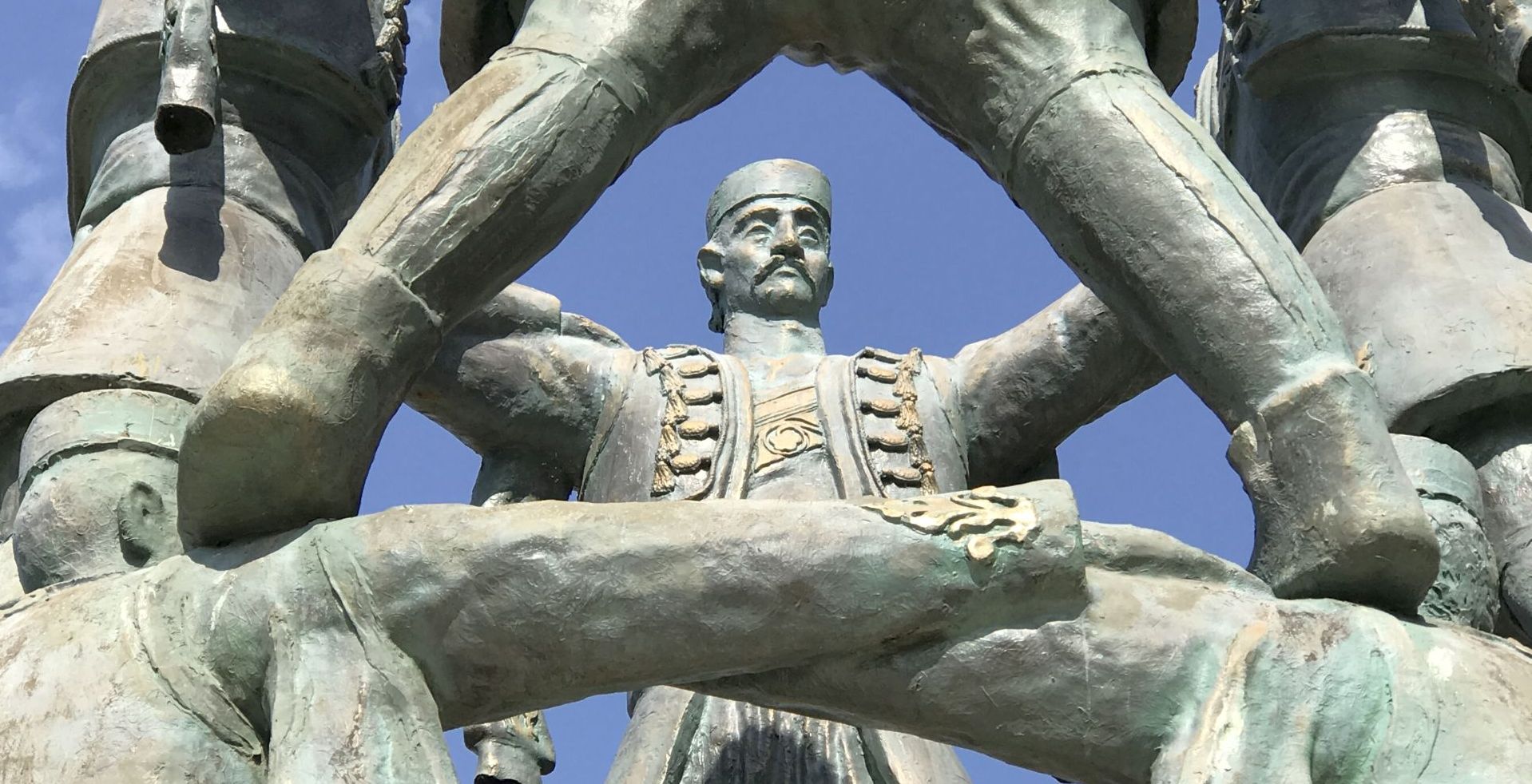 Oro statue 2 Podgorica