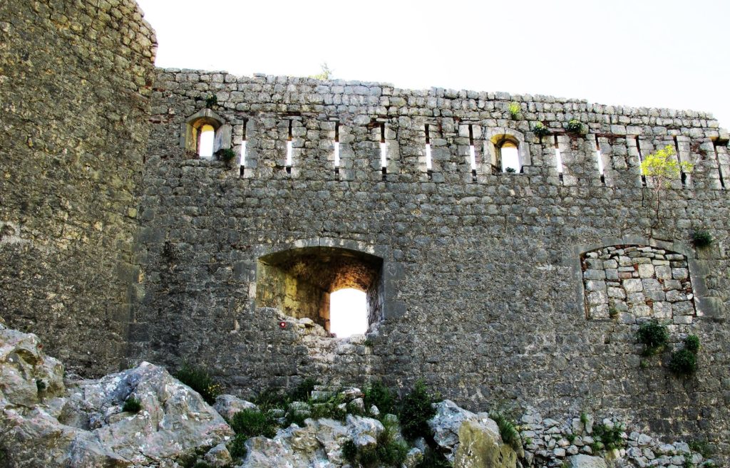 Kotor walls